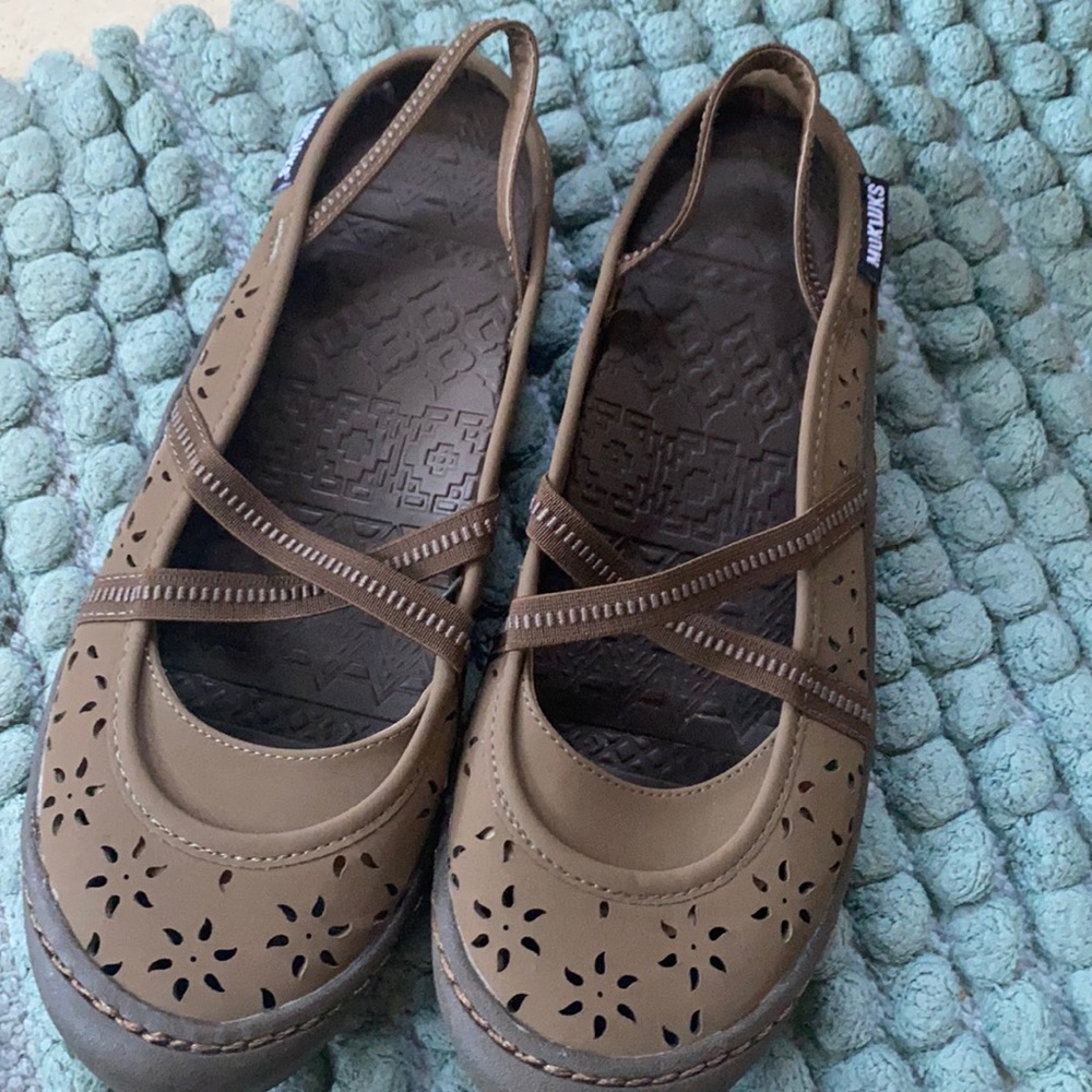 🎄Mukluks shoes women's (A008)